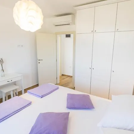 Anima Calma Filipana- Family Surrounded With Vineyards And Olive Groves Villa Filipana