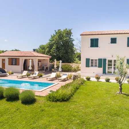 Villa Anima Calma Filipana- Family Surrounded With Vineyards And Olive Groves *